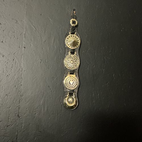 VICTORIAN HORSE BRASS MARTINGALE - ADDITIONAL PHOTO 5