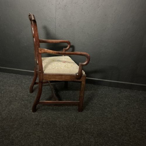 GEORGE 1ST LARGE WALNUT ARMCHAIR - ADDITIONAL PHOTO 6
