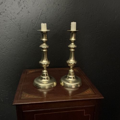 PAIR OF GEORGIAN BRASS CANDLESTICKS