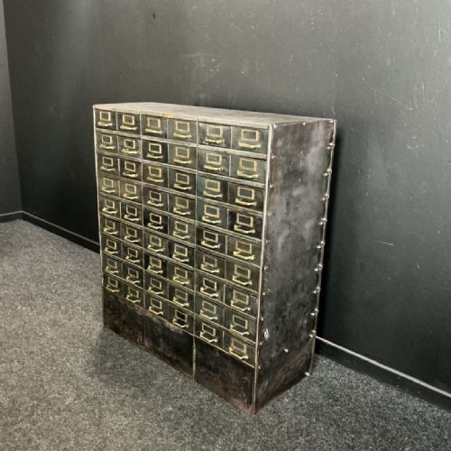 ANTIQUE INDUSTRIAL BANK OF DRAWERS