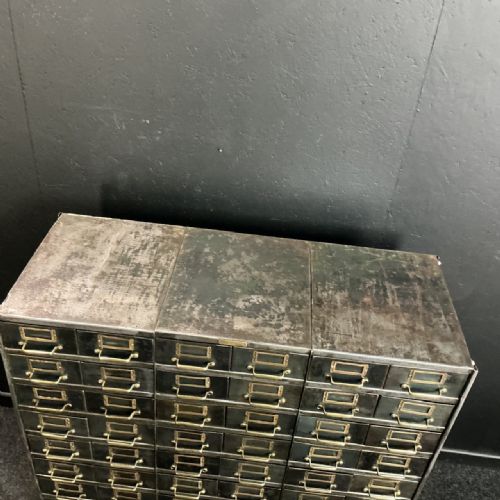ANTIQUE INDUSTRIAL BANK OF DRAWERS - ADDITIONAL PHOTO 5
