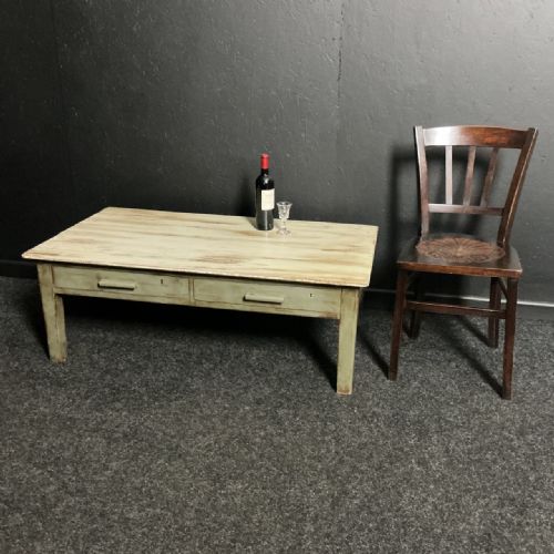 PAINTED HARDWOOD COFFEE TABLE - ADDITIONAL PHOTO 2