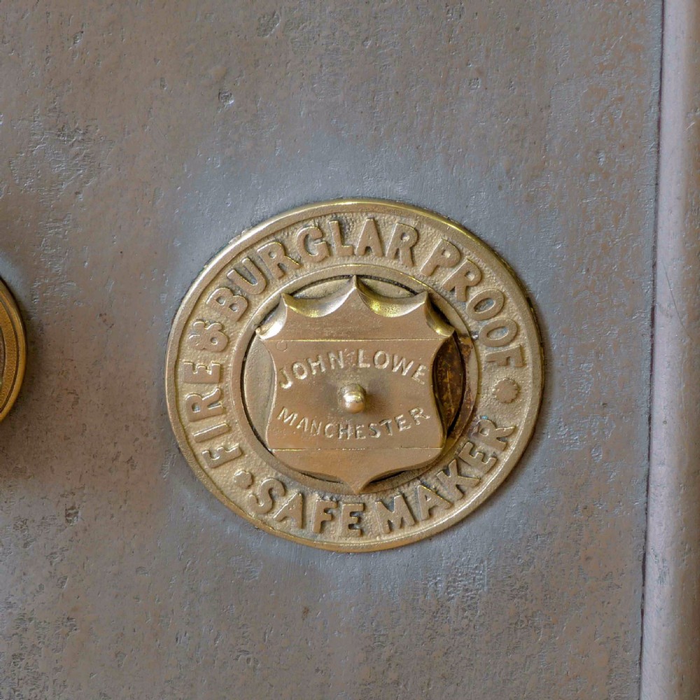 Victorian Steel Safe View III