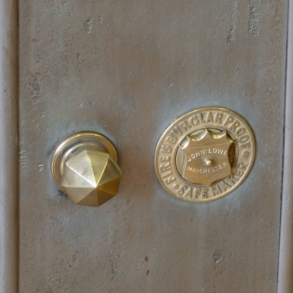Victorian Steel Safe View VII