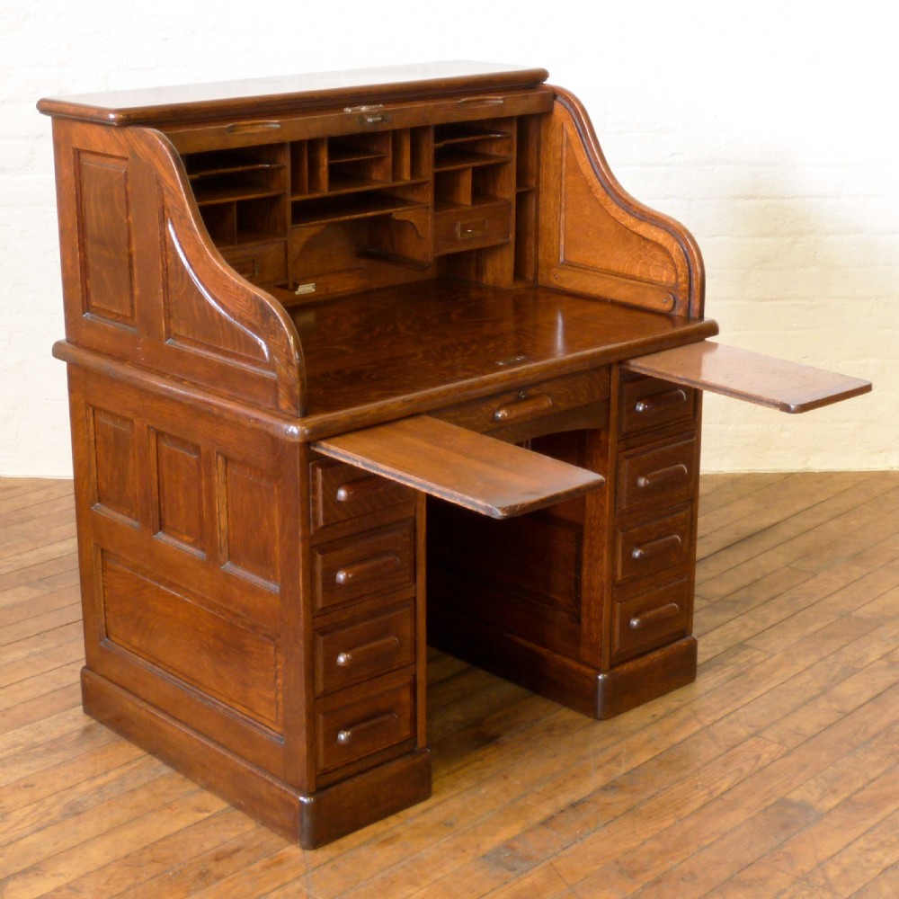 Small Roll Top Desk View XI