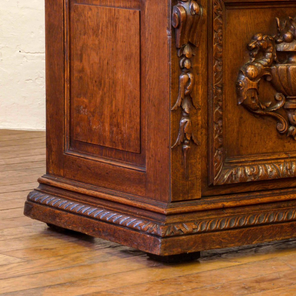 Victorian Oak Buffet View X