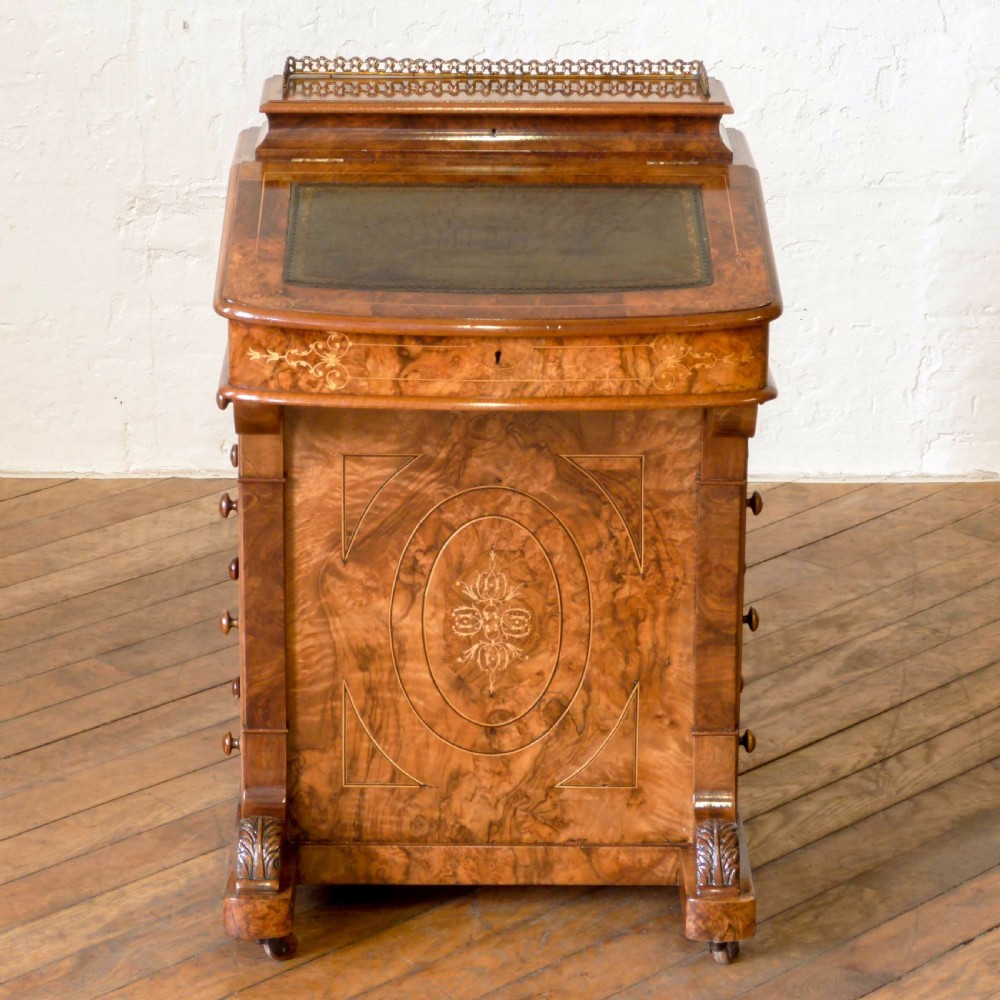 Victorian Walnut Davenport View X