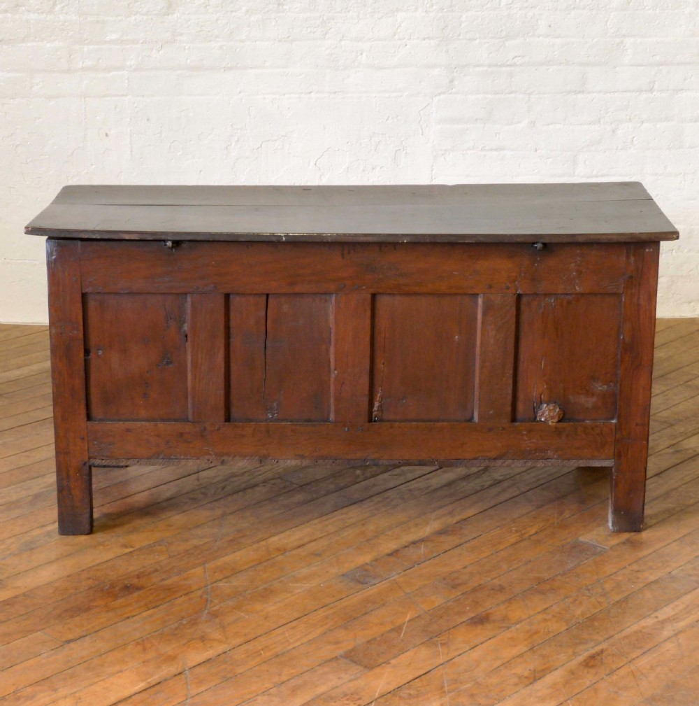 17th Century Oak Coffer View IX