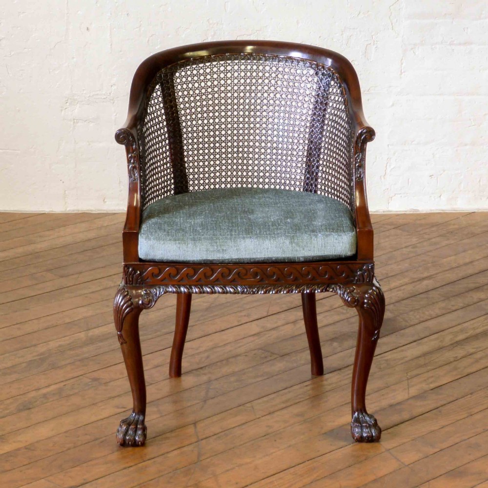 Victorian Mahogany Carlton House Desk View XXIV