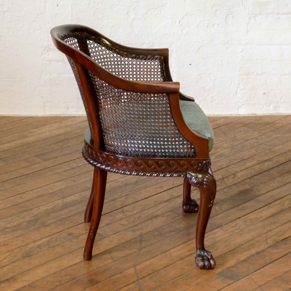 Victorian Mahogany Carlton House Desk View XXVI
