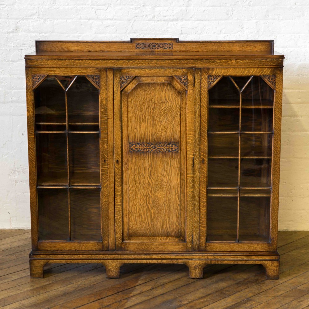 Oak Bookcase View II