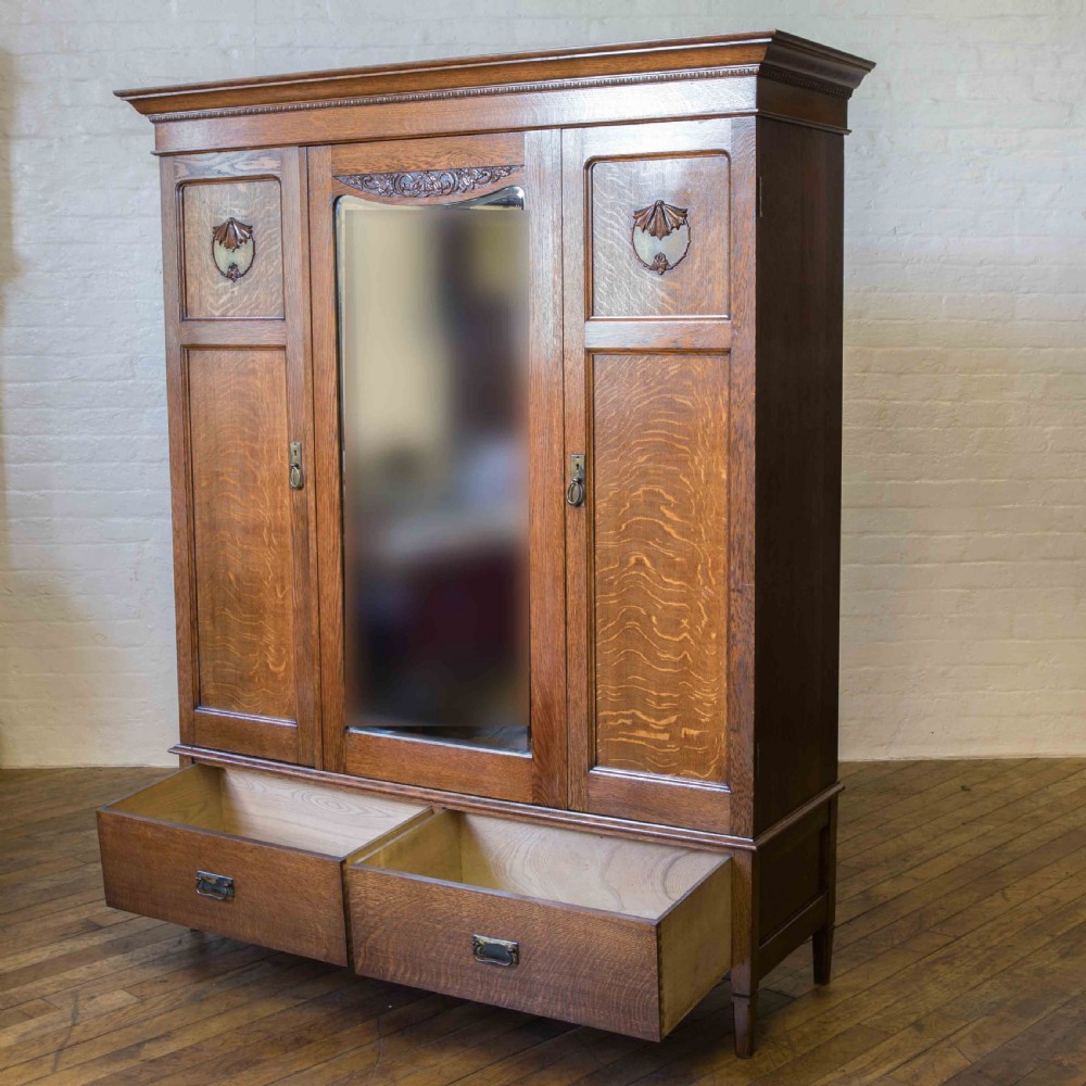 Edwardian Oak Wardrobe View X