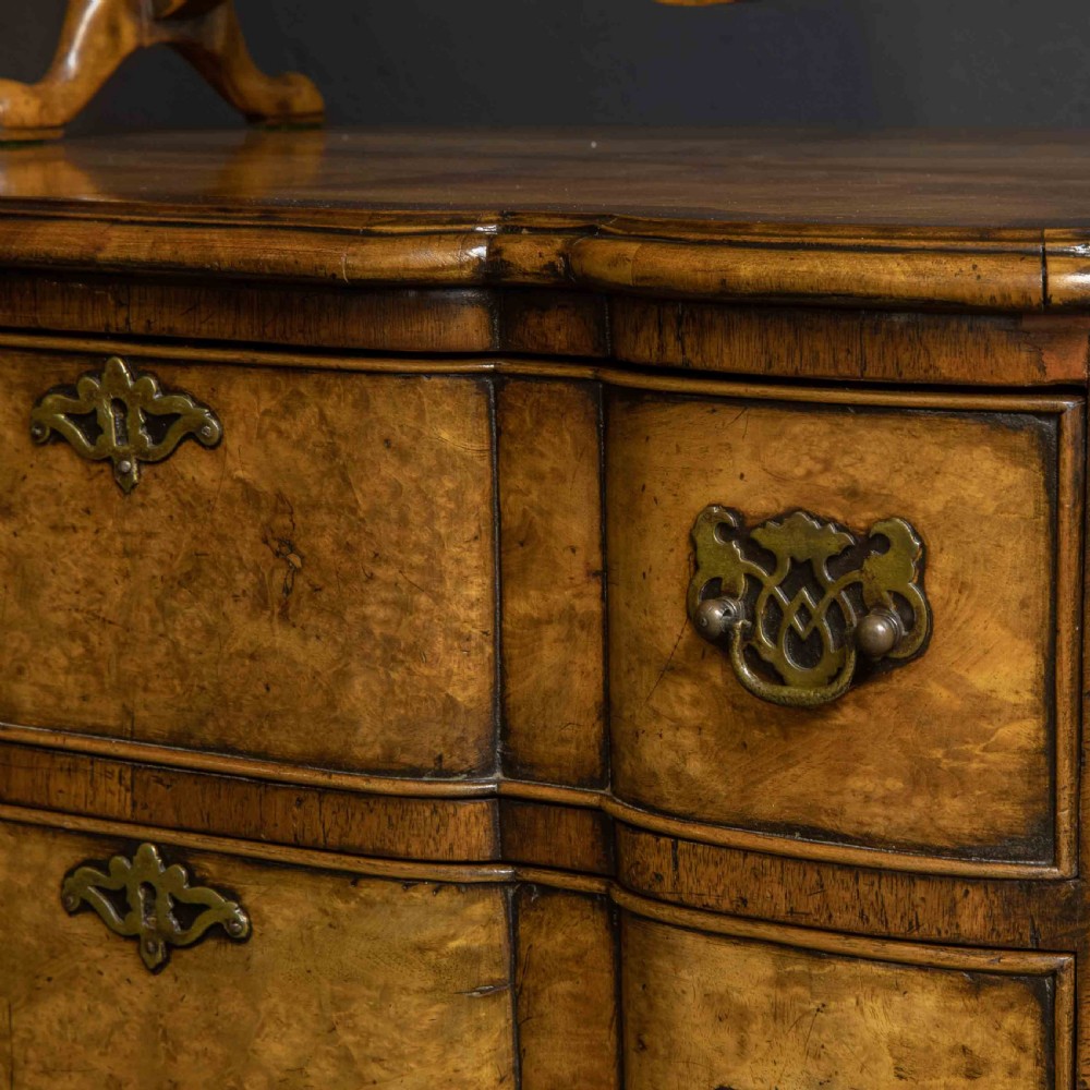 Walnut Dressing Table View XII