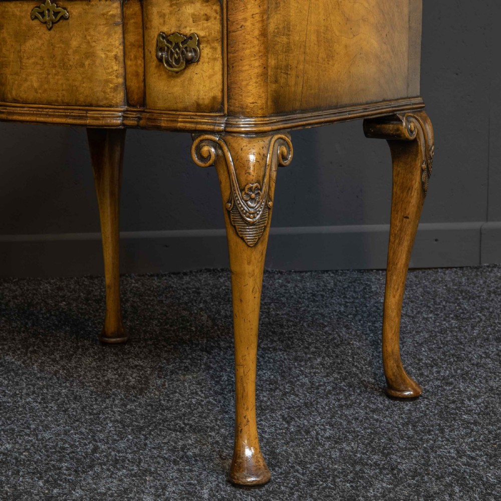 Walnut Dressing Table View XIII