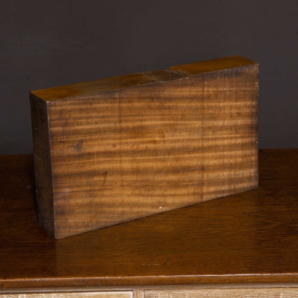 Large Victorian Till View IV