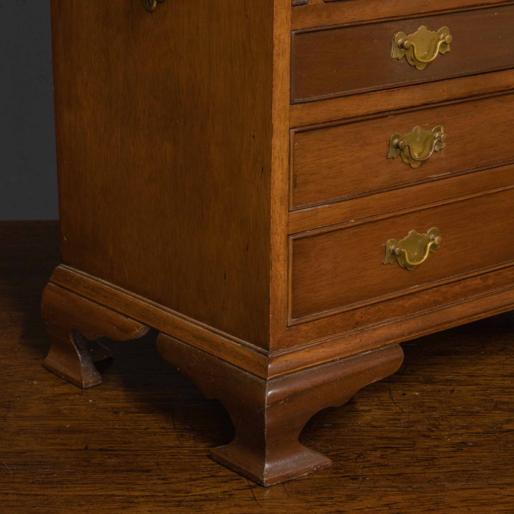 Victorian Celebration Stick Stand View XII