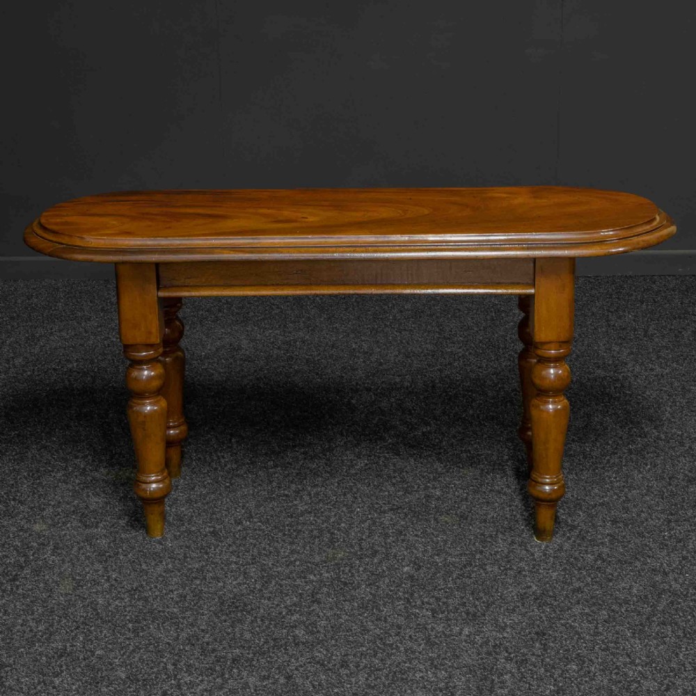 Victorian Narrow Tavern Table View V