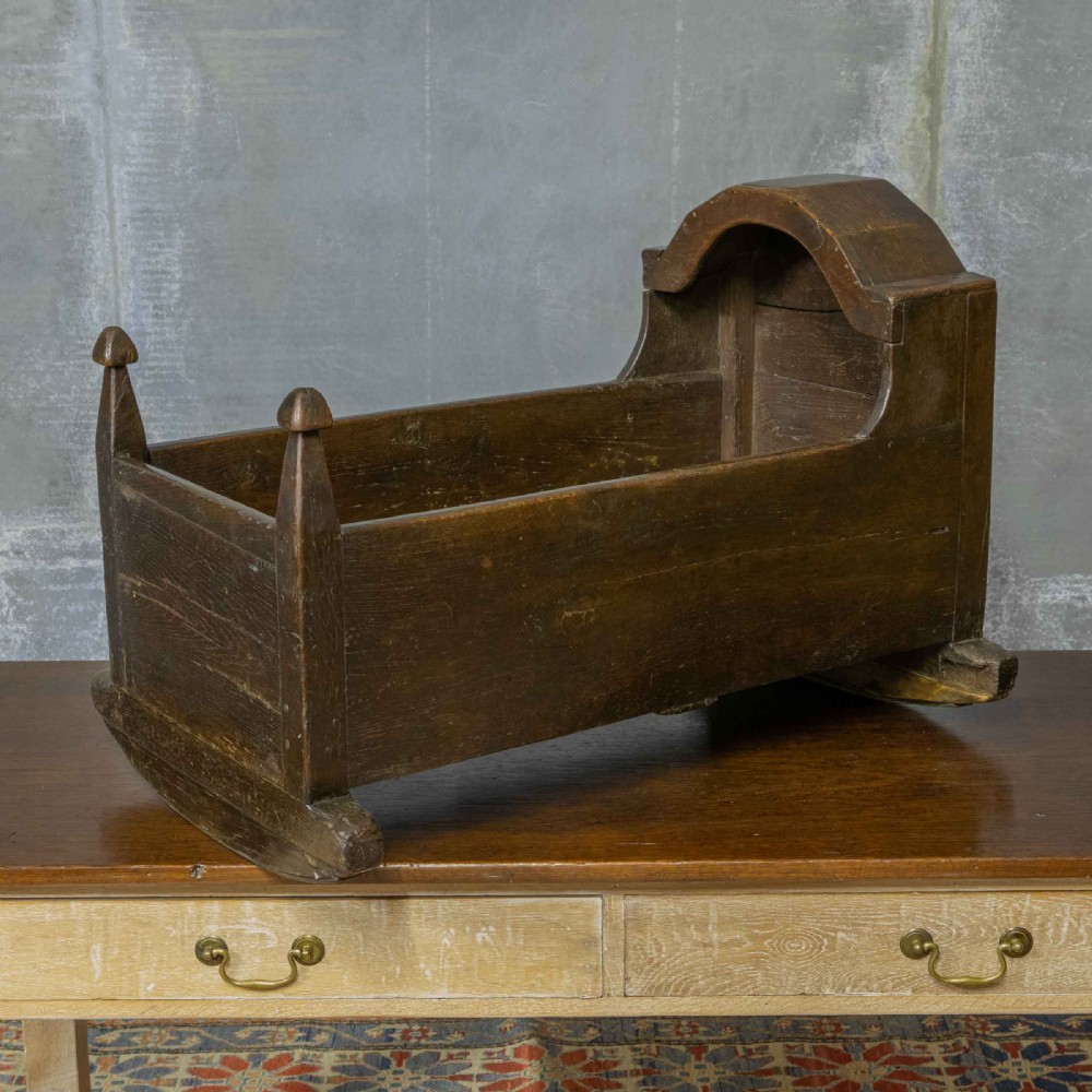 Early Oak Cradle