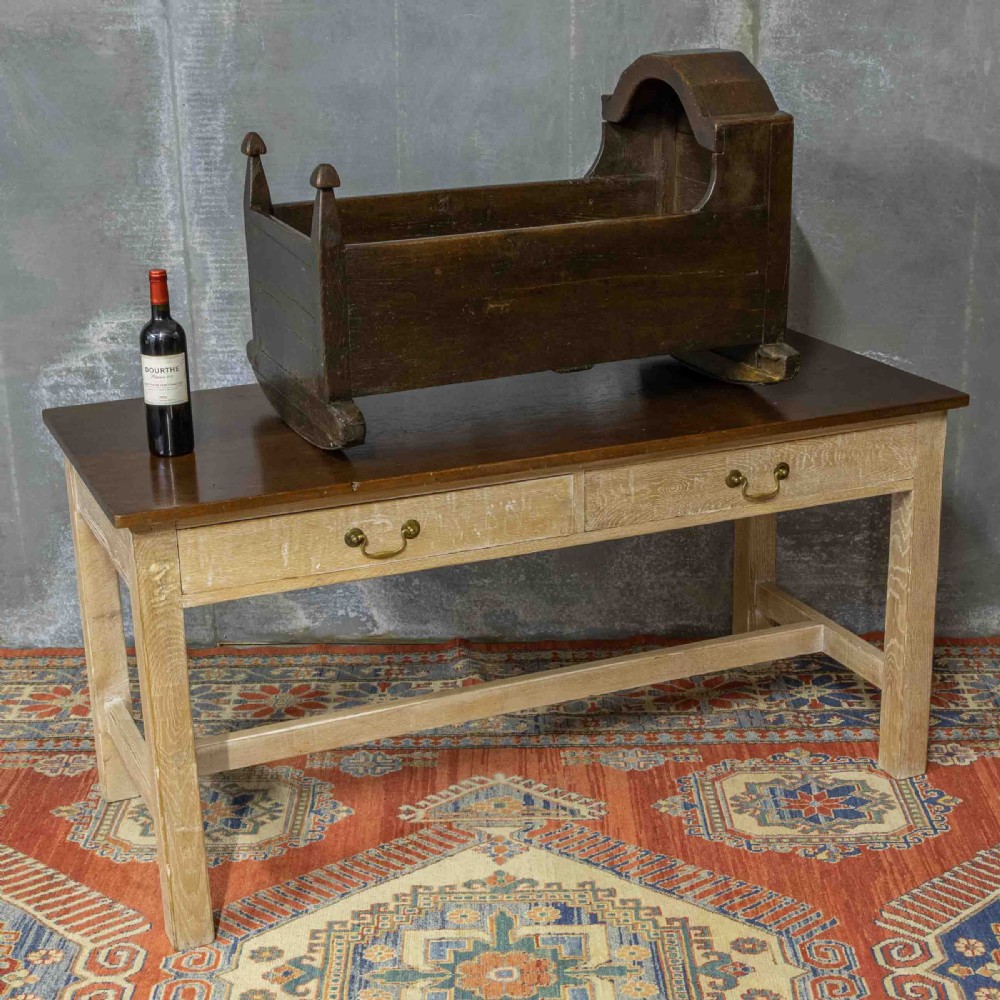 Early Oak Cradle View II