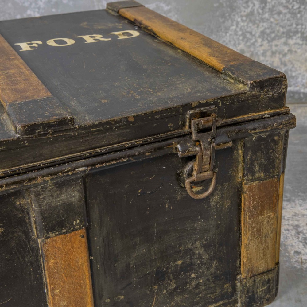 Victorian Tin Trunk View VII