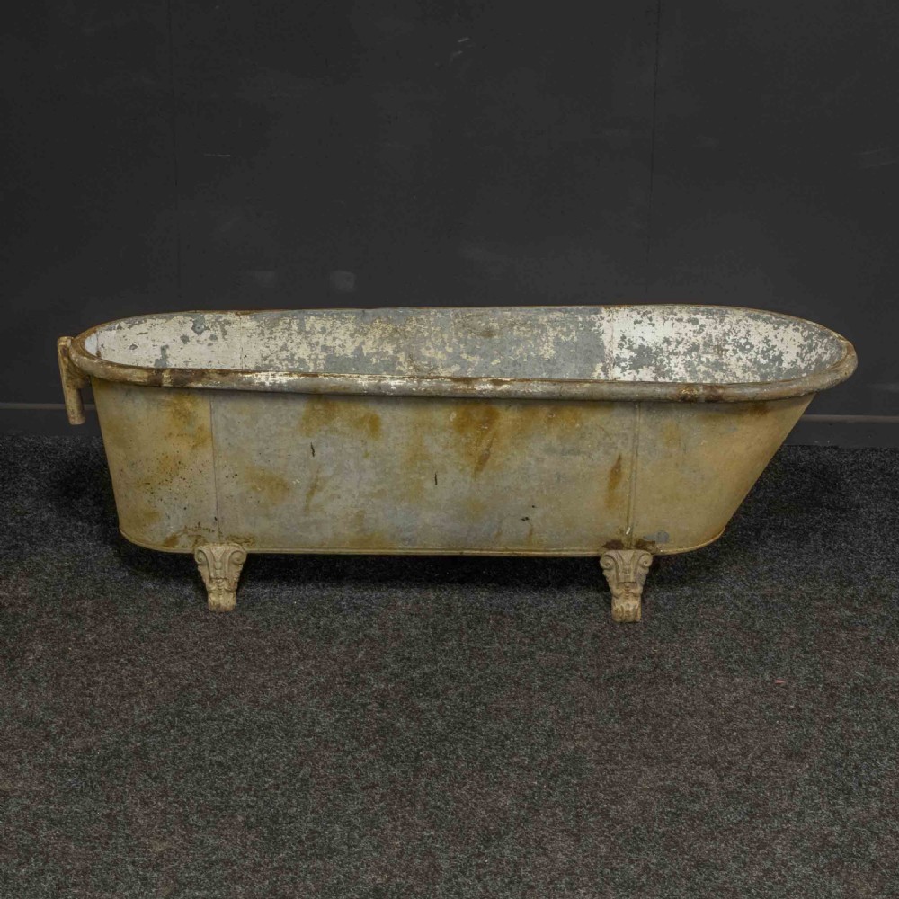 Victorian Campaign Bath
