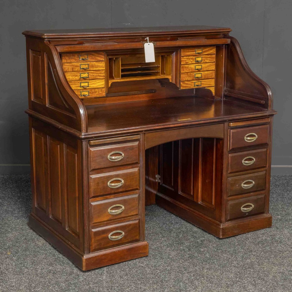 Early 20th Century Mahogany Desk