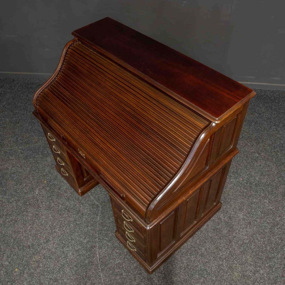 Early 20th Century Mahogany Desk View VI