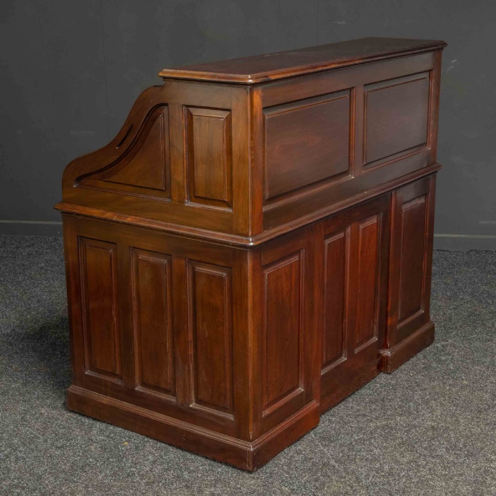 Early 20th Century Mahogany Desk View IX