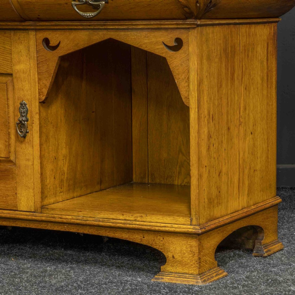 Arts and Crafts Oak Washstand View V