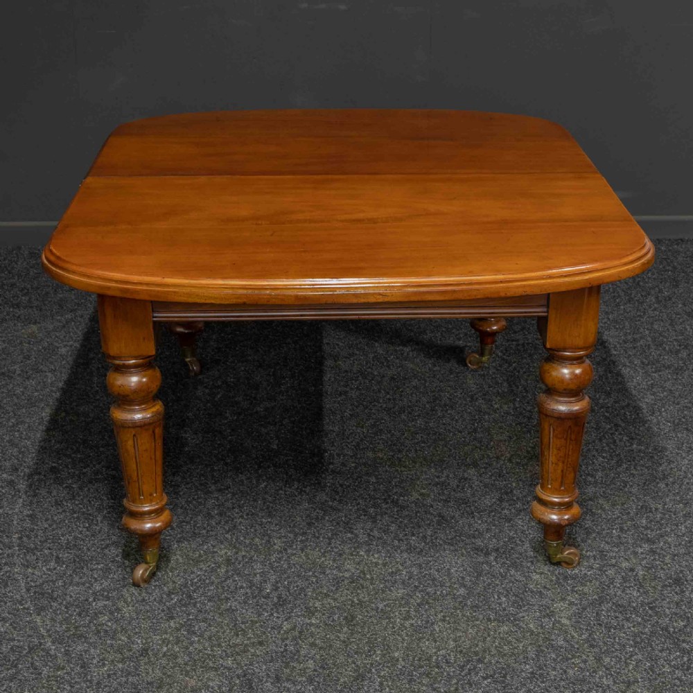 Victorian Mahogany Extending Table View II