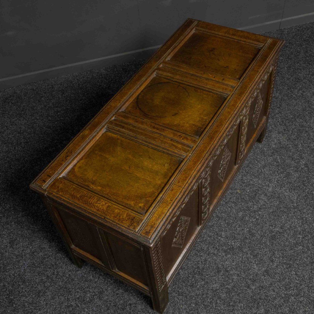 Early Oak Kist View VI