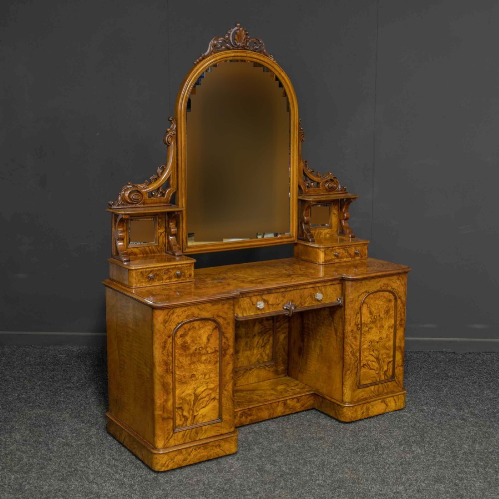 Victorian Burr Walnut Dressing Table