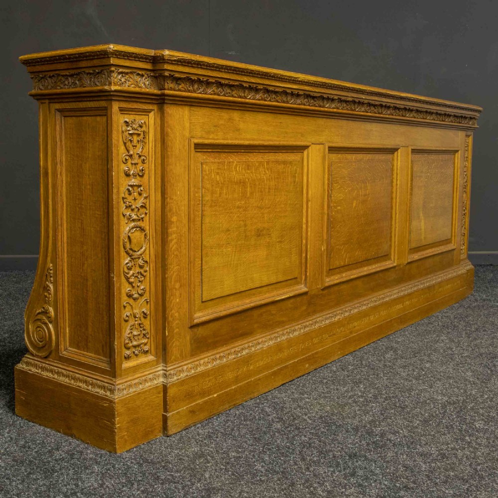 Early 20th Century Pair of Oak Pew Fronts View IV