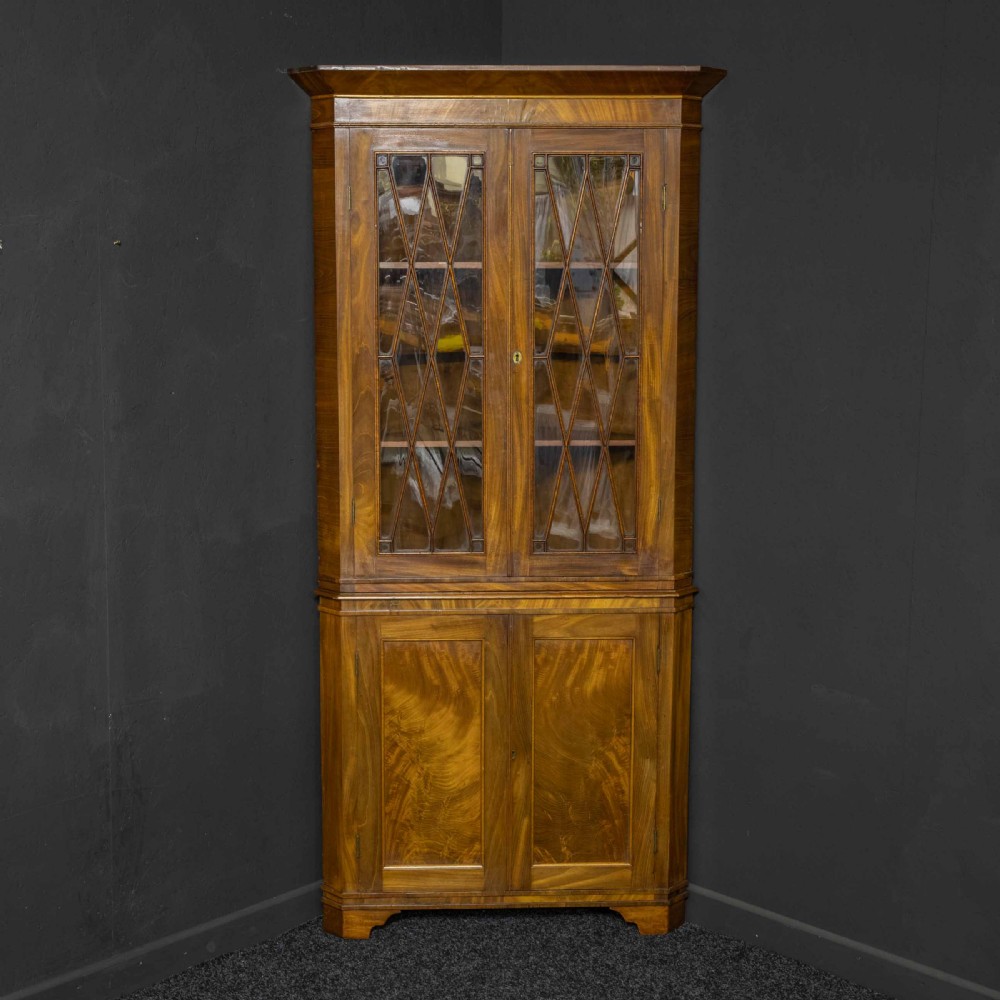 Early 19th Century Mahogany Double Corner Cupboard View III
