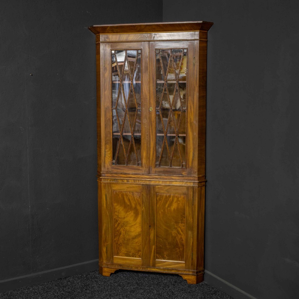 Early 19th Century Mahogany Double Corner Cupboard View VI