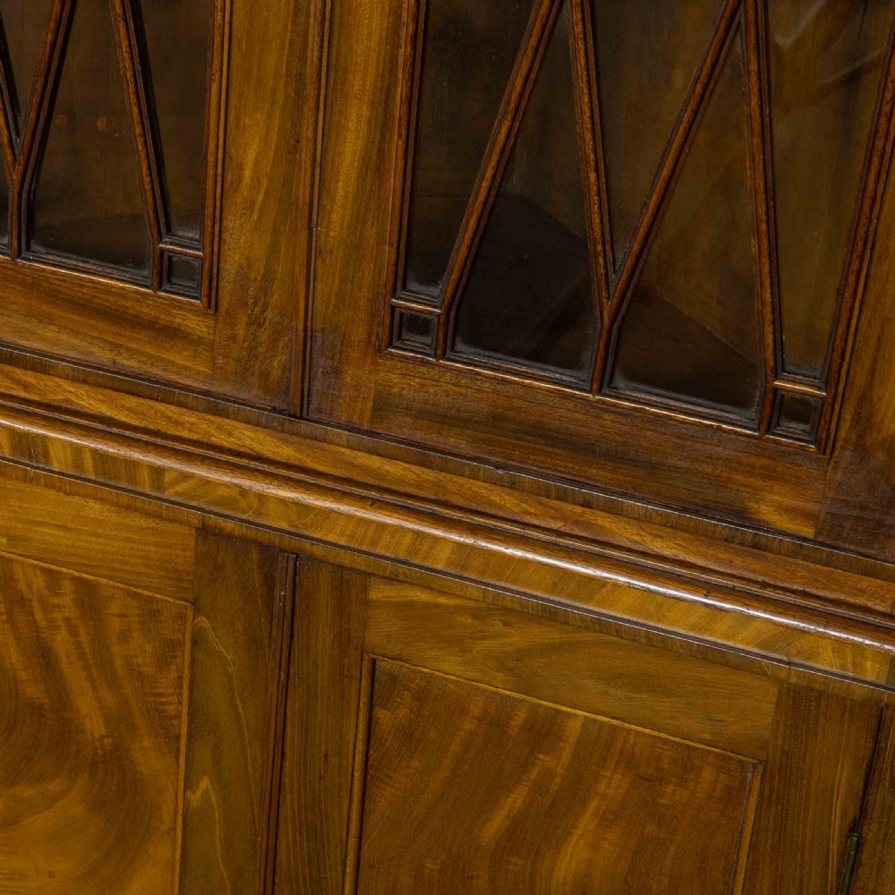 Early 19th Century Mahogany Double Corner Cupboard View X