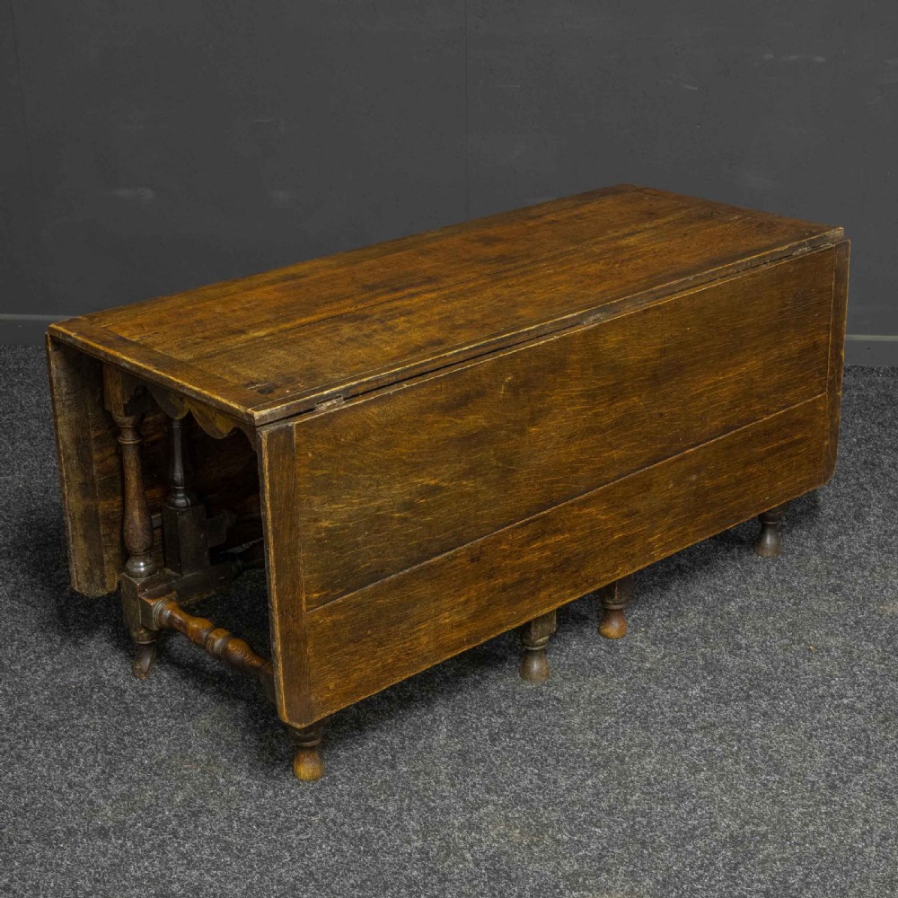 Early 18th Century Oak Double Gateleg Table View V