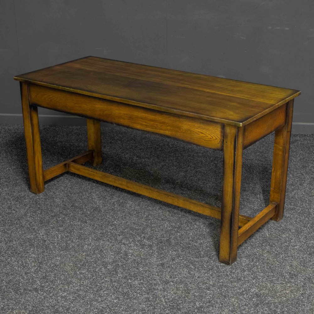 History Dining Table View IV