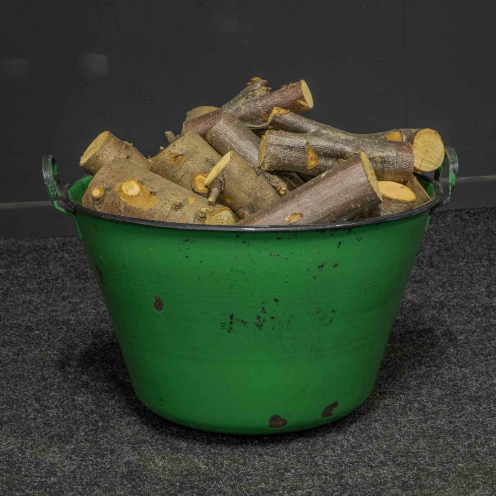Massive Enamelled Bin View X