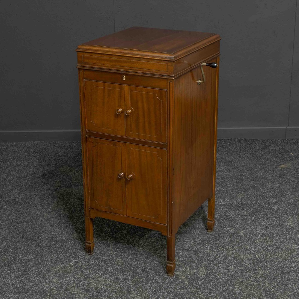 Windup Gramophone by His Master Voice View V
