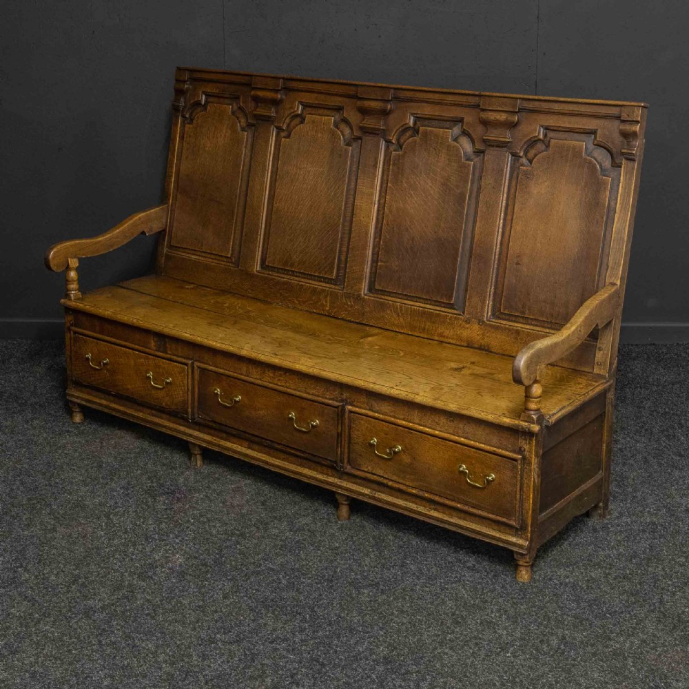 18th Century Oak Settle