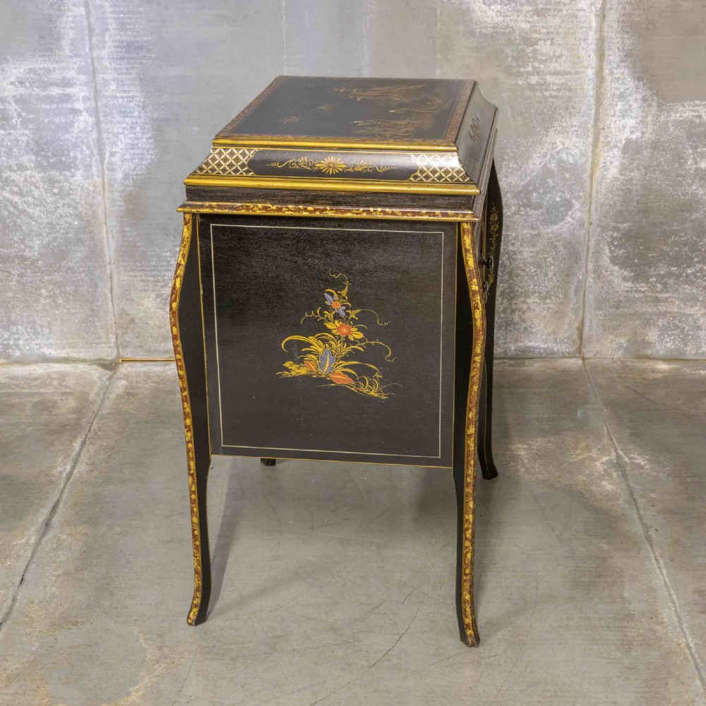 Chinoiserie Drinks Cabinet View III