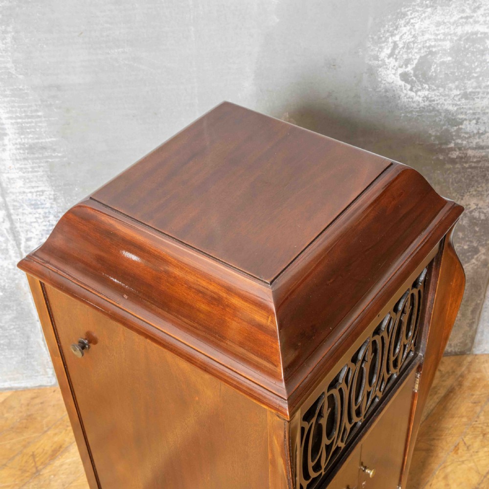Sonora Gramophone View VI