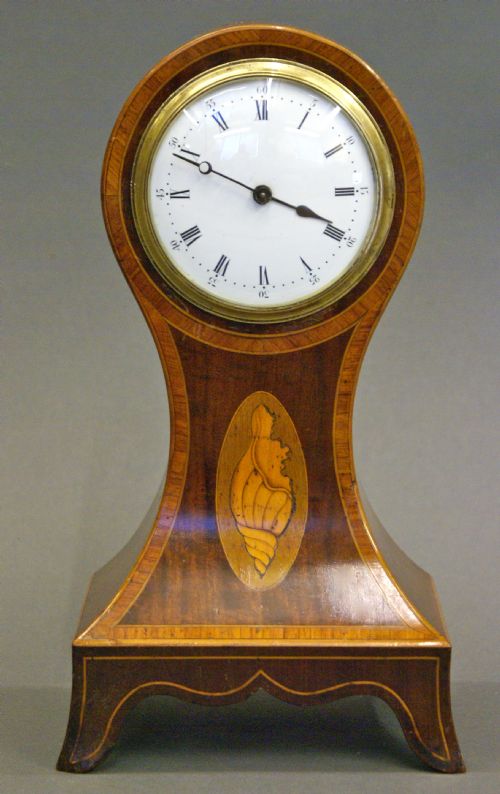 An Attractive Late 19th Century Bracket/mantle Clock