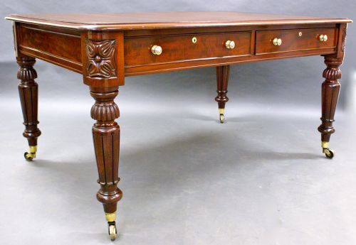 A Good Quality Early Victorian 4 Drawer Partners Writing Table