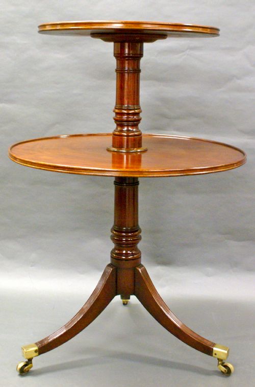A George III Mahogany 2 Tier Dumb Waiter.