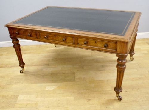 A Victorian 6 Drawer Writing Table