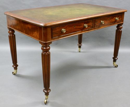 A Fine Quality Mahogany Writing Table