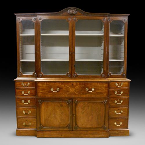 A Fine Georgian Mahogany Breakfront Bookcase