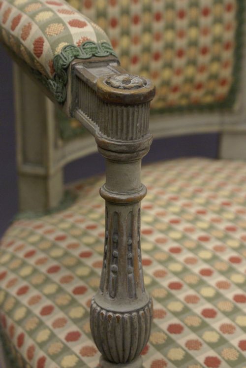 A PAIR OF 19TH CENTURY GUSTAVIAN STYLE ARM CHAIRS - ADDITIONAL PHOTO 3